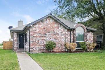 1144 Paintbrush St Mesquite, TX 75149